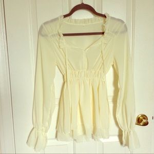 ⭐️ Vintage 70's Creme Peasant top ⭐️
